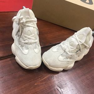 Yeezy 500 size 6 blush no box btw